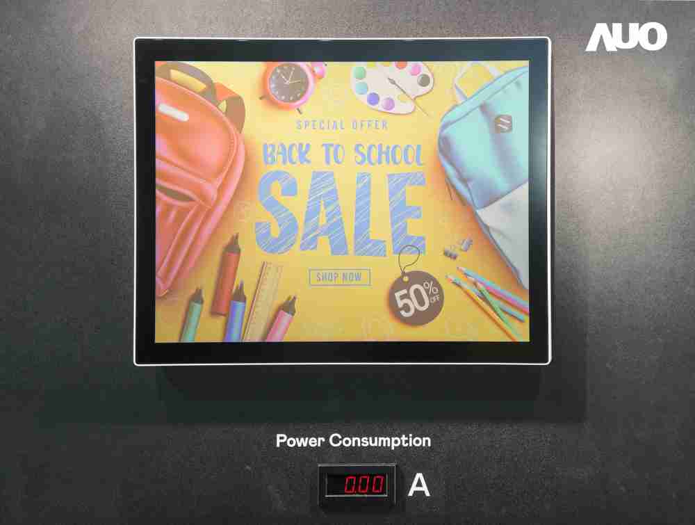 巨星国际展示胆固醇液晶超低耗能户外全彩显示器，，ChLC（胆固醇液晶）以双稳态技术使静态显示零功耗，，具省电、、、、高彩度、、环保的特性，，还整合软硬件系统解决方案，，，可透过单一云端平台管理